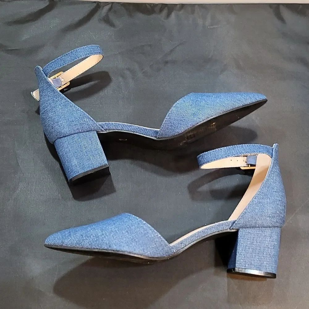 BRAND NEW WOMEN'S POINTED TOE ANKLE STRAP BUCKLE CHUNKY BLOCK HEEL SANDAL - Picture 10 of 15